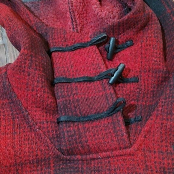 The North Face Large red plaid crescent hoodie toggle - Picture 3 of 4